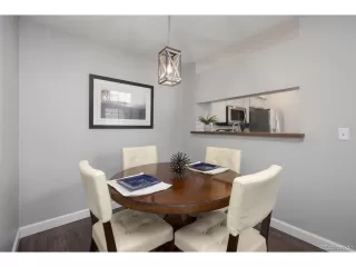 Photo #6: 7566124 Listing