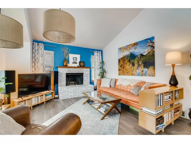 MLS: 7568208 Condo For Sale