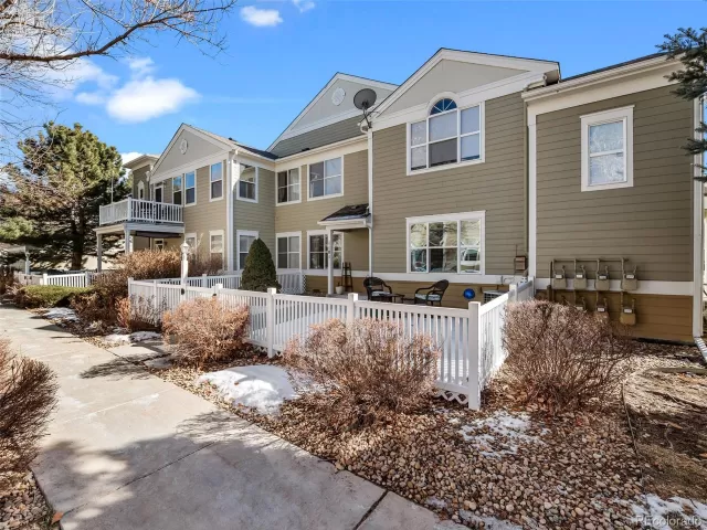 MLS: 7582148 Condo For Sale