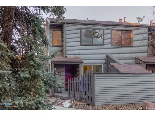 MLS: 7594782 Condo For Sale