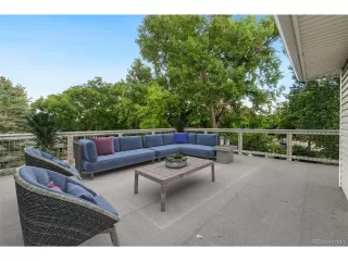 Photo #3: 7598400 Listing