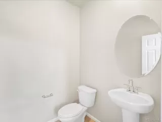 Photo #5: 7610660 Listing