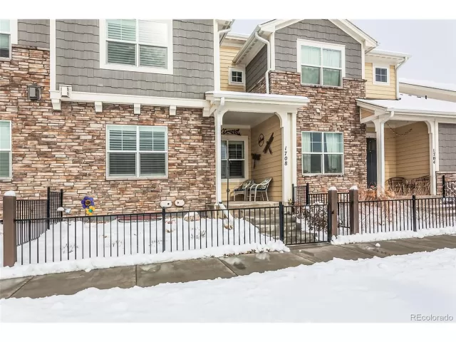 MLS: 7623481 Condo For Sale