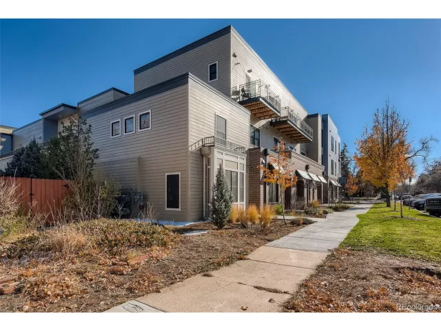 MLS: 7631733 Condo For Sale