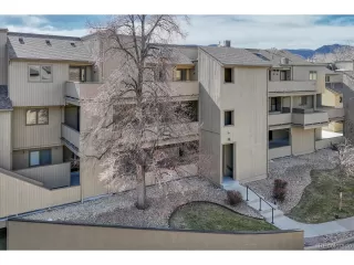 Photo #3: 7632145 Listing