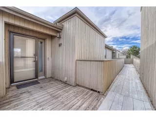 Photo #4: 7632145 Listing