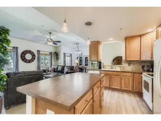 Photo #3: 7644699 Listing