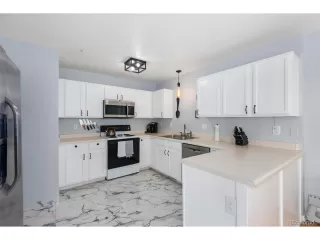 Photo #6: 7647901 Listing 