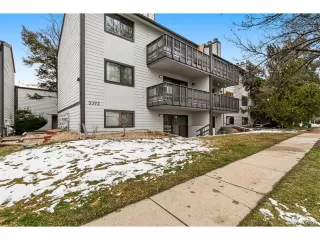 Photo #2: 7648059 Listing