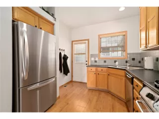 Photo #6: 7662027 Listing 