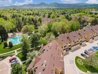 Photo #2: 7667374 Listing