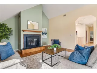 Photo #5: 7684299 Listing