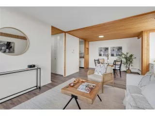 Photo #5: 7684779 Listing