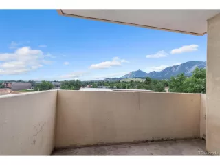 Photo #6: 7684779 Listing