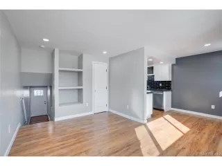 Photo #2: 7691101 Listing