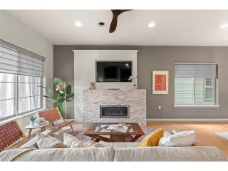 Photo #4: 7691888 Listing