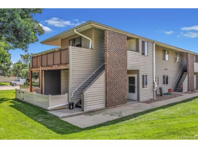 MLS: 7698231 Condo For Sale