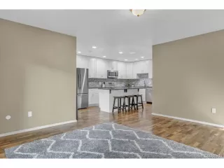 Photo #3: 7698231 Listing