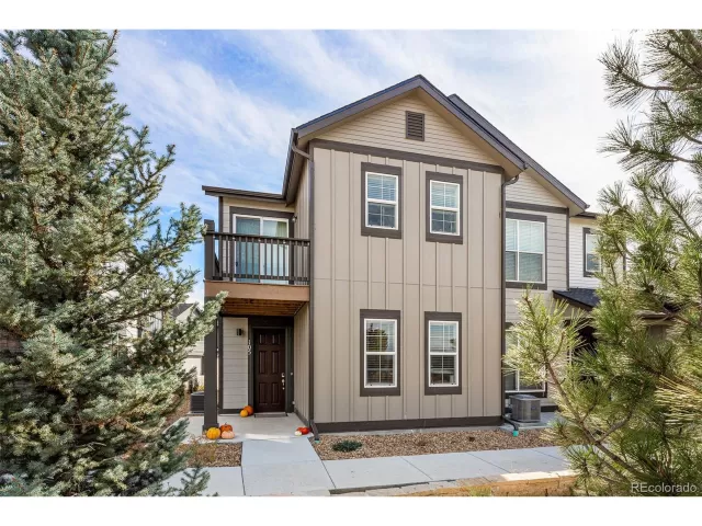 MLS: 7700931 Condo For Sale