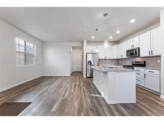 Photo #5: 7700931 Listing 