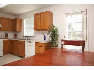 Photo #5: 7716450 Listing