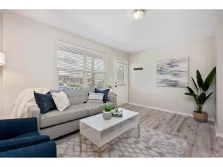 Photo #6: 7722610 Listing