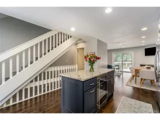 Photo #6: 7760760 Listing