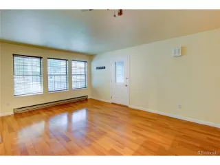 Photo #4: 7761785 Listing