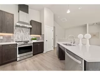 Photo #2: 7768800 Listing 