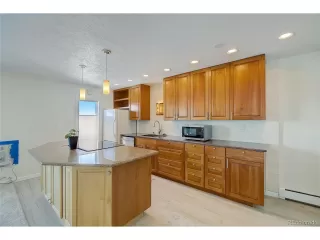 Photo #5: 7781753 Listing