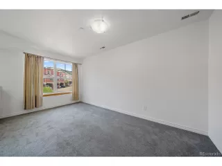 Photo #6: 7796503 Listing