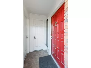 Photo #3: 7823618 Listing