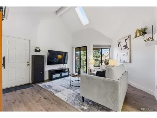 Photo #4: 7835862 Listing