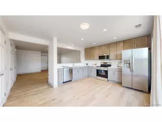 Photo #6: 7878989 Listing