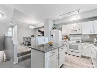 Photo #5: 7886564 Listing