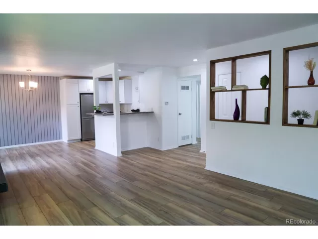 MLS: 7896422 Condo For Sale