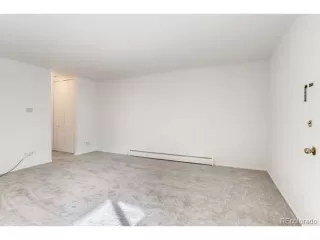 Photo #3: 7904137 Listing