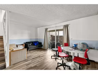 Photo #3: 7909859 Listing