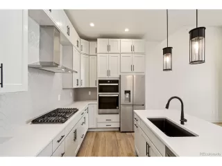 Photo #6: 7920926 Listing 