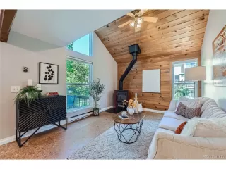 Photo #3: 7923198 Listing