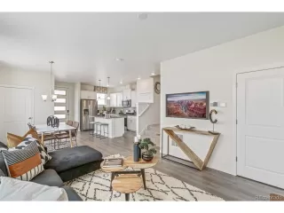 Photo #2: 7933187 Listing