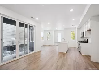 Photo #1: 7955729 Listing