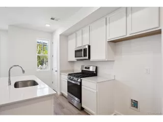 Photo #4: 7955729 Listing