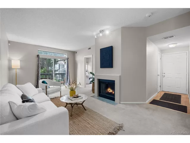 MLS: 7969977 Condo For Sale