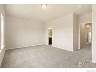 Photo #3: 7998173 Listing