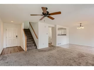 Photo #6: 8010944 Listing