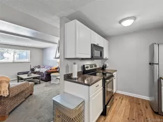 Photo #3: 8011076 Listing