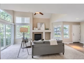 Photo #5: 8019729 Listing