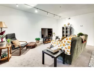 Photo #3: 8028492 Listing