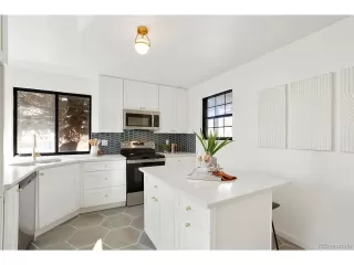 Photo #2: 8037894 Listing